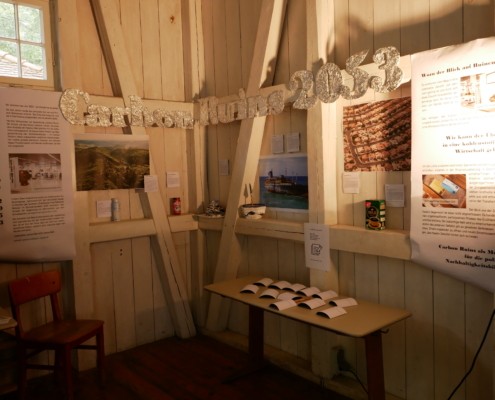 Ausstellung "Carbon Ruins" der Uni Kassel