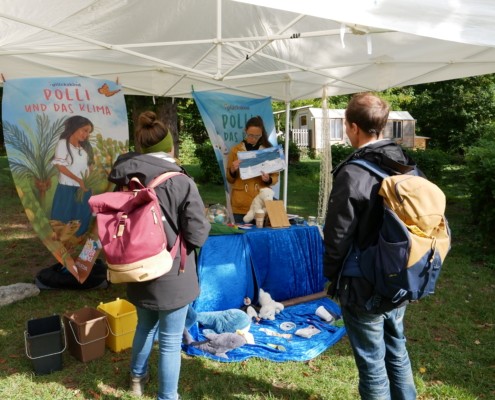 Die Weltretterbande stellt ihre Angebote vor